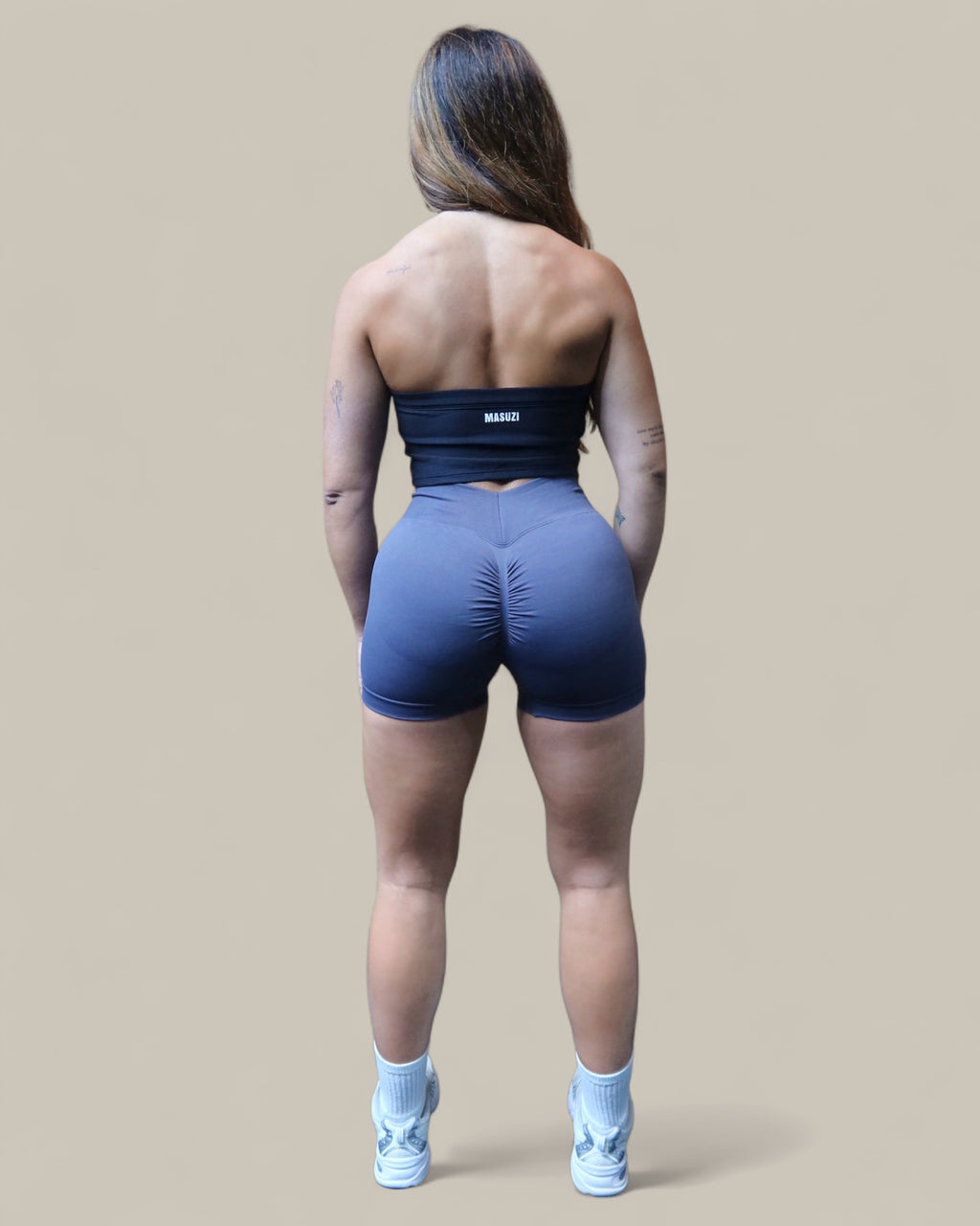 V-Shaped Short